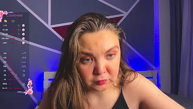 Snapshot of liliaMaivis chatting on 11-25-25, 08:31 liliaMaivis online show from 11-25-25, 08:31