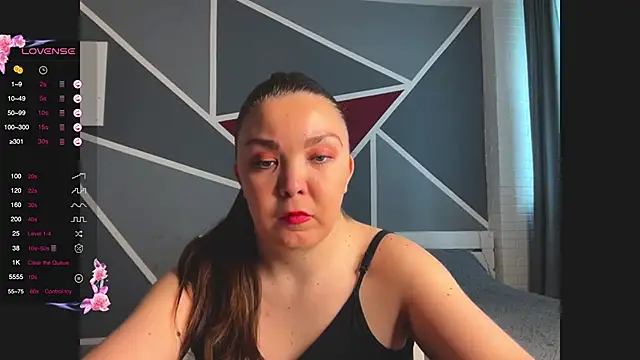 Snapshot of liliaMaivis chatting on 11-26-25, 12:06 liliaMaivis online show from 11-26-25, 12:06