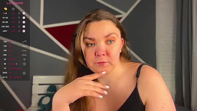 Snapshot of liliaMaivis chatting on 12-16-25, 08:14 liliaMaivis online show from 12-16-25, 08:14