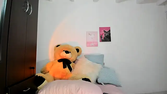 caro gemm online show from 03-25-26, 04:18