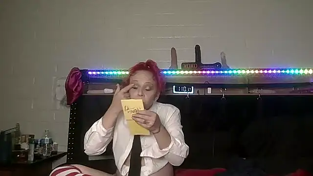 nikkibae33 online show from 07-10-26, 05:59