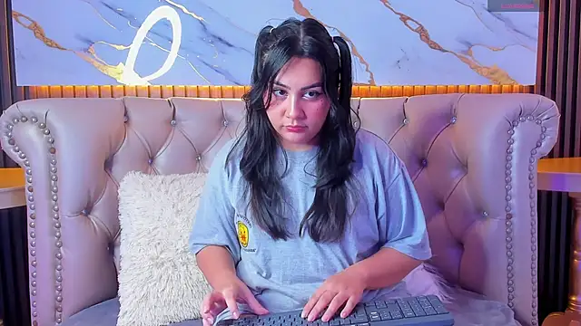 Sweet Yuna online show from 11-09-25, 01:31