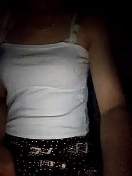 Lynn-122 online show from 04-11-26, 01:37