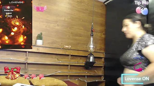 Snapshot of allison_baby20 chatting on 11-14-25, 10:25 allison baby20 online show from 11-14-25, 10:25