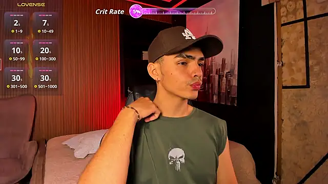 Snapshot of NicoKingg_ chatting on 11-24-25, 01:49 NicoKingg online show from 11-24-25, 01:49