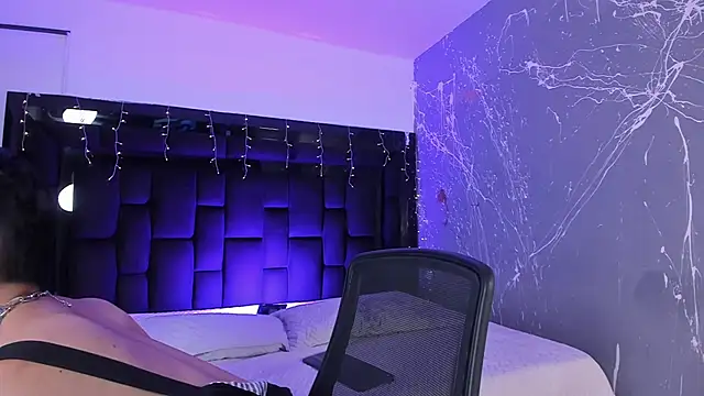 Snapshot of NicoKingg_ chatting on 12-18-25, 03:01 NicoKingg online show from 12-18-25, 03:01