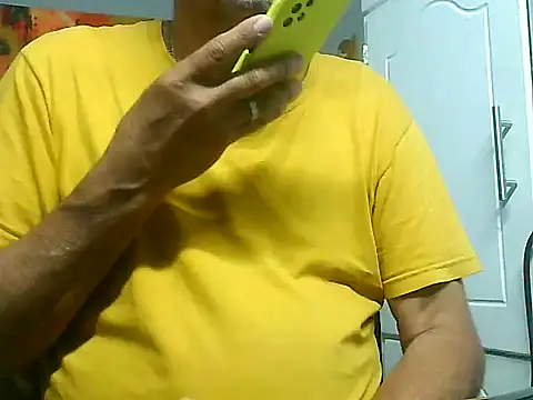 dirtysluttyfist online show from 11-28-25, 03:47