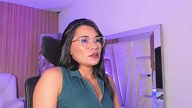 katemooss  online show from 11-30-25, 12:09