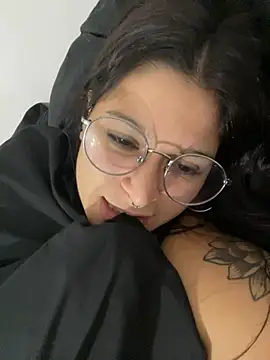 amazonaa9 online show from 04-23-26, 04:46