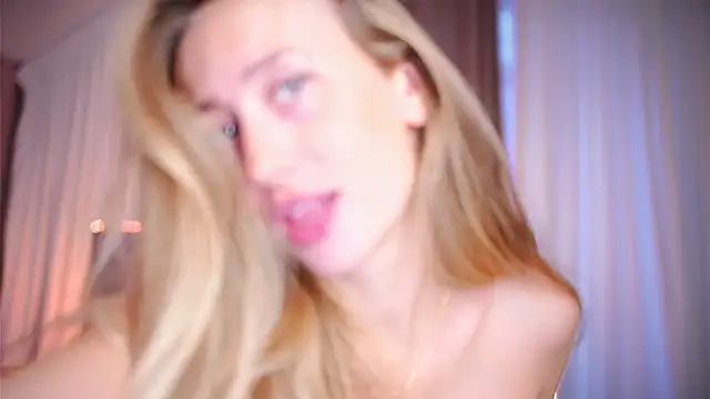 Snapshot of Most_Beauty chatting on 12-05-25, 01:31 Most Beauty online show from 12-05-25, 01:31