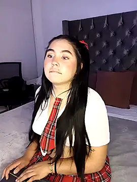 NikkiBotero online show from 11-14-25, 09:24