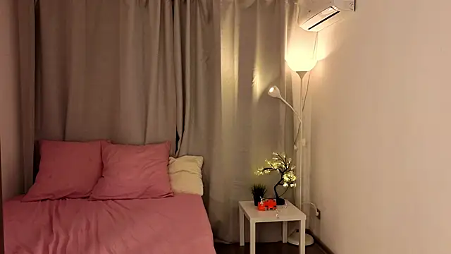 Snapshot of mybayby chatting on 04-30-26, 04:13 mybayby online show from 04-30-26, 04:13