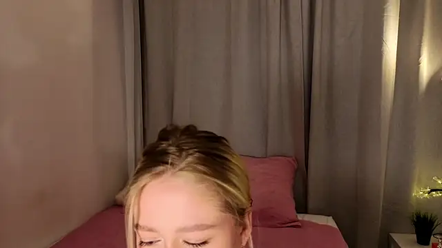 Snapshot of mybayby chatting on 05-20-26, 04:24 mybayby online show from 05-20-26, 04:24