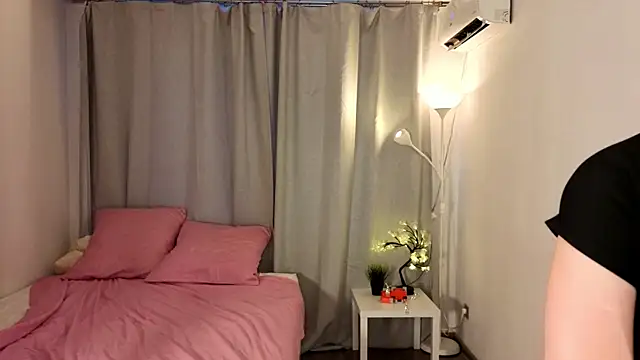 Snapshot of mybayby chatting on 05-26-26, 04:14 mybayby online show from 05-26-26, 04:14
