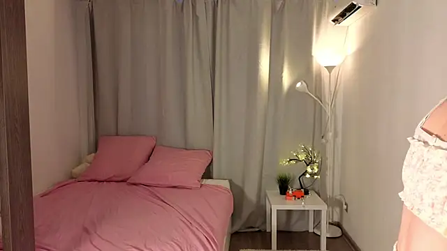 Snapshot of mybayby chatting on 05-27-26, 04:15 mybayby online show from 05-27-26, 04:15