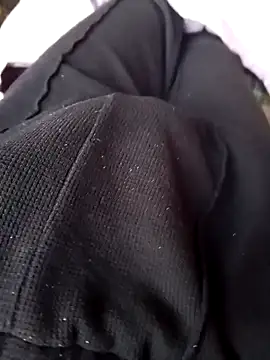 Snapshot of rafifucking_king chatting on 11-12-25, 02:12 rafifucking king online show from 11-12-25, 02:12