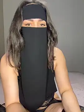 Snapshot of dinaaarich11 chatting on 03-28-26, 09:03 dinaaarich11 online show from 03-28-26, 09:03