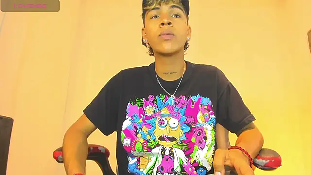 Snapshot of Timmy_Kiing_ chatting on 11-26-25, 08:21 Timmy Kiing online show from 11-26-25, 08:21