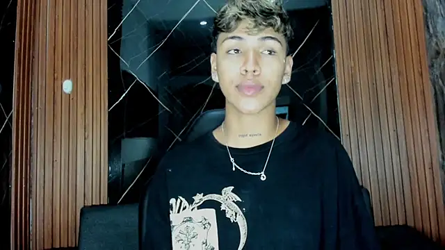 Timmy Kiing  online show from 12-20-25, 09:11