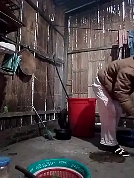 Snapshot of Yumiik2kk chatting on 11-24-25, 11:15 Yumiik2kk online show from 11-24-25, 11:15