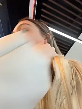 Snapshot of SashaCatt chatting on 01-12-26, 08:41 SashaCatt online show from 01-12-26, 08:41