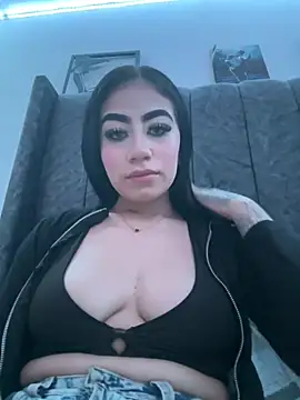 Snapshot of SCARLETT_INK_ chatting on 02-01-26, 01:04 SCARLETT INK online show from 02-01-26, 01:04