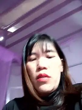 Snapshot of Hini68 chatting on 01-08-26, 02:58 Hini68 online show from 01-08-26, 02:58