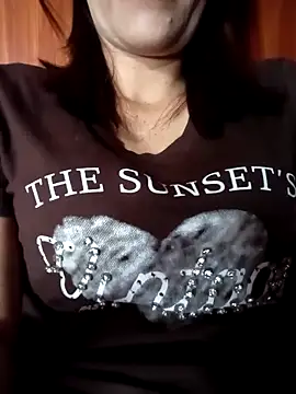 Snapshot of Hini68 chatting on 02-27-26, 02:55 Hini68 online show from 02-27-26, 02:55