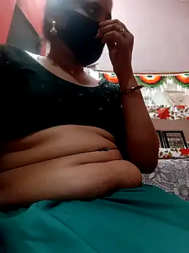 Snapshot of Karina_jann chatting on 03-11-26, 04:35 Karina jann online show from 03-11-26, 04:35