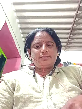 Quin love143 online show from 12-21-25, 12:07