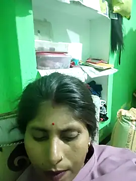 Snapshot of Maya_mohni chatting on 04-25-26, 01:25 Maya mohni online show from 04-25-26, 01:25