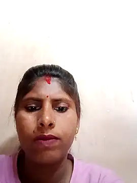 Snapshot of Maya_mohni chatting on 05-18-26, 10:54 Maya mohni online show from 05-18-26, 10:54