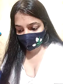 Snapshot of Honeya96 chatting on 11-23-25, 05:13 Honeya96 online show from 11-23-25, 05:13