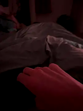 Snapshot of groschibre40100 chatting on 11-15-25, 09:11 groschibre40100 online show from 11-15-25, 09:11