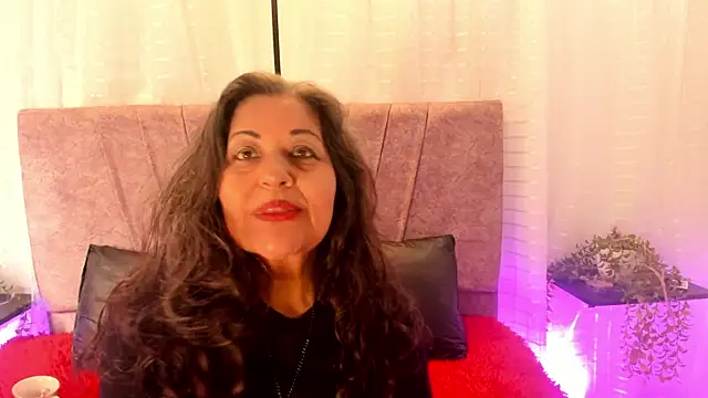 Victoriaa Anderson online show from 06-01-26, 01:02