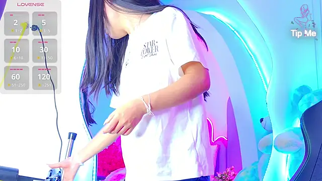 BunnySexyy18 online show from 04-20-26, 03:09