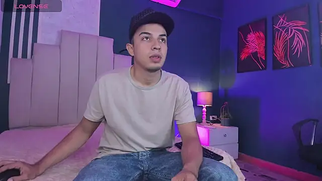 Diego stone online show from 11-22-25, 12:37