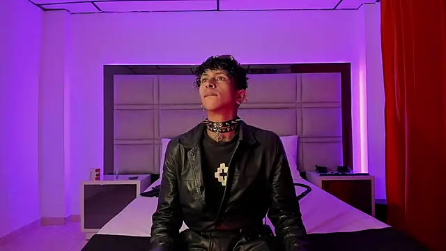 Snapshot of Maximo_king25 chatting on 11-12-25, 04:57 Maximo king25 online show from 11-12-25, 04:57