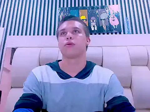 Snapshot of Liam_York_ chatting on 12-04-25, 05:17 Liam York online show from 12-04-25, 05:17