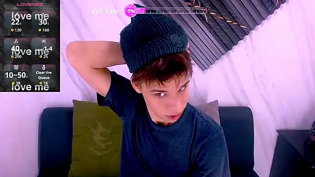 Liam York  online show from 04-10-26, 03:28