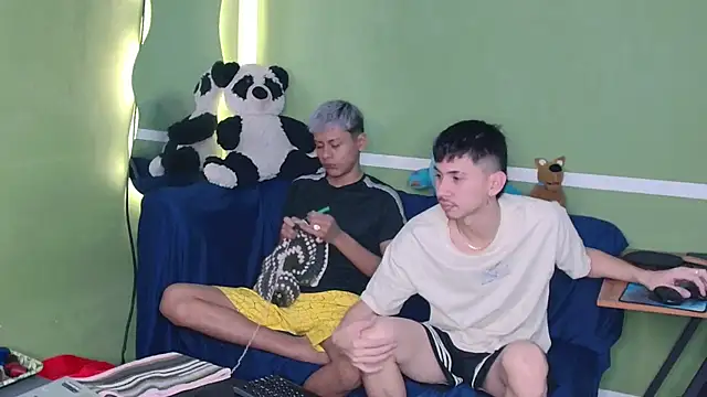 Snapshot of Kurt_williams1 chatting on 02-06-26, 12:52 Kurt williams1 online show from 02-06-26, 12:52