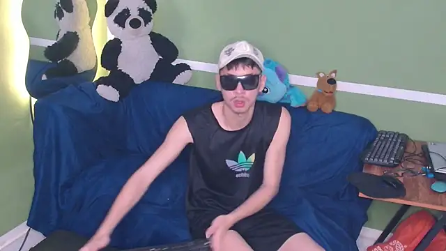 Snapshot of Kurt_williams1 chatting on 02-08-26, 12:41 Kurt williams1 online show from 02-08-26, 12:41