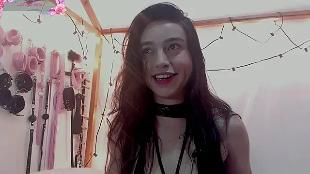 Snapshot of _Ashley_777 chatting on 12-17-25, 02:17 Ashley 777 online show from 12-17-25, 02:17