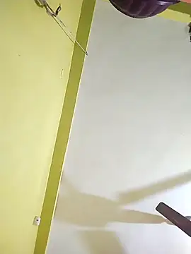 hootmom online show from 11-09-25, 06:12