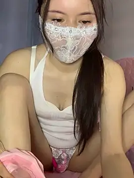 Snapshot of hoho-is chatting on 02-10-26, 04:22 hoho-is online show from 02-10-26, 04:22