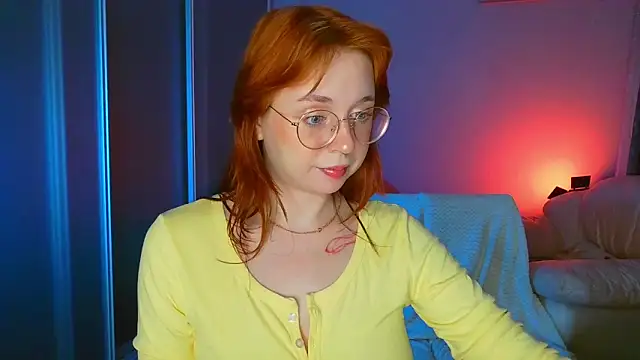 Snapshot of Erica_Nelson chatting on 06-13-26, 01:36 Erica Nelson online show from 06-13-26, 01:36