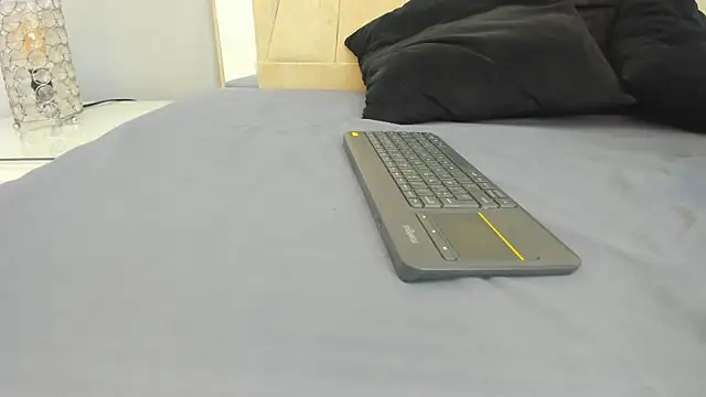 Snapshot of Ashton__Montana chatting on 11-24-25, 07:57 Ashton Montana online show from 11-24-25, 07:57