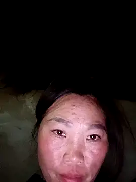 Snapshot of blonde_blg chatting on 11-24-25, 11:43 blonde blg online show from 11-24-25, 11:43