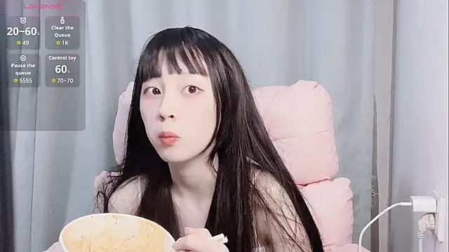 Snapshot of lris-Beauty chatting on 11-12-25, 09:10 lris-Beauty online show from 11-12-25, 09:10