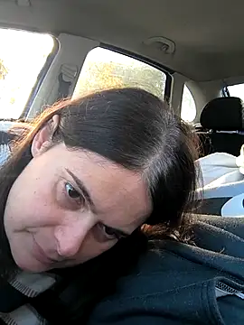 Snapshot of marchigiana chatting on 12-15-25, 10:52 marchigiana online show from 12-15-25, 10:52